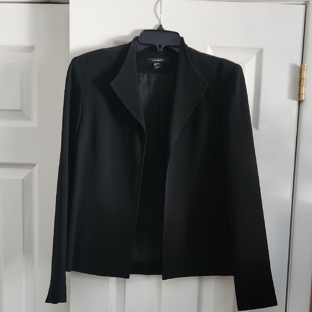 Sophisticated Black Blazer for Women